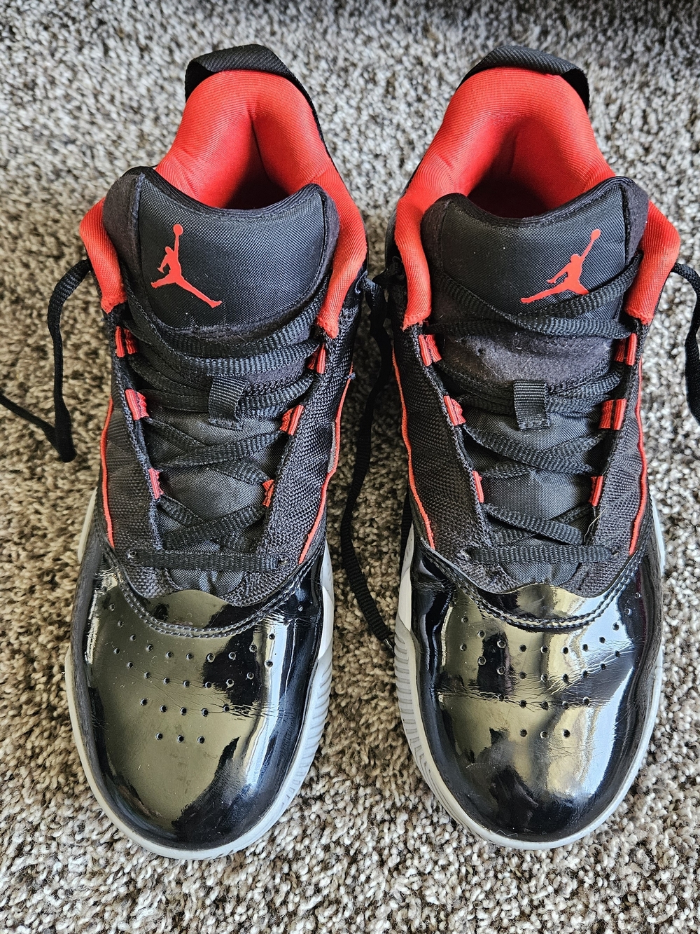 Nike Women's Black and Red Jordan Sneakers